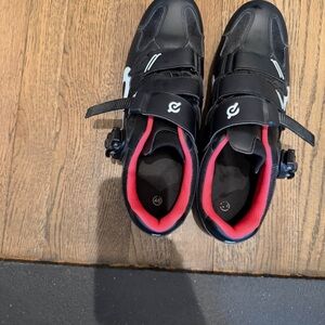 Peloton Cycling Shoes 

Used 0 times